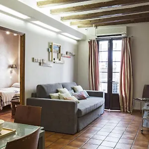 https://apartments-in-barcelona-guardia.topbarcelonahotels.com